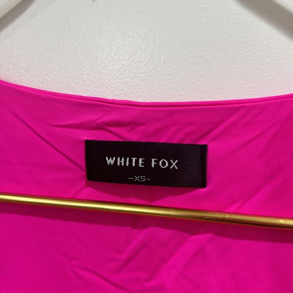 WHITE FOX NEON HOT PINK CROP TANK TOP XS - Picture 3 of 6